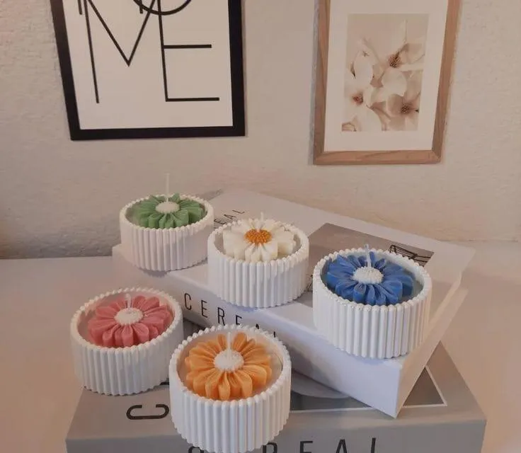 Daisy Scented Candle for Home & Gifts - Image 8